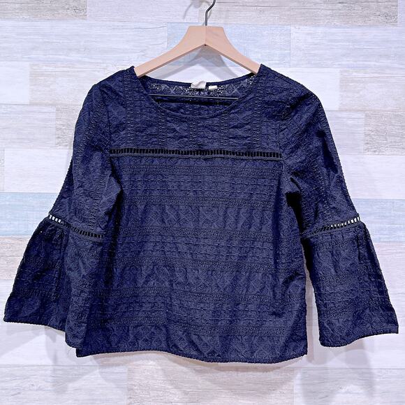 GAP Eyelet 3/4 Flare Sleeve Top Black Boxy Fit Embroidered Cotton Womens Small - Picture 1 of 7